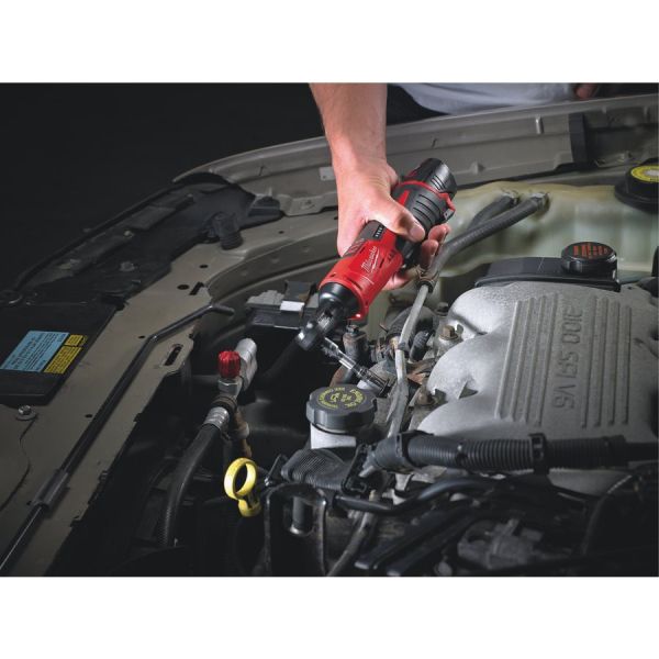 Гайкокрут кутовий акумуляторний 3/8" MILWAUKEE, M12 IR-201B, 47Нм, (+ заряд.пристрій, 1 акум.Х 2Аг, сумка для інструментів)