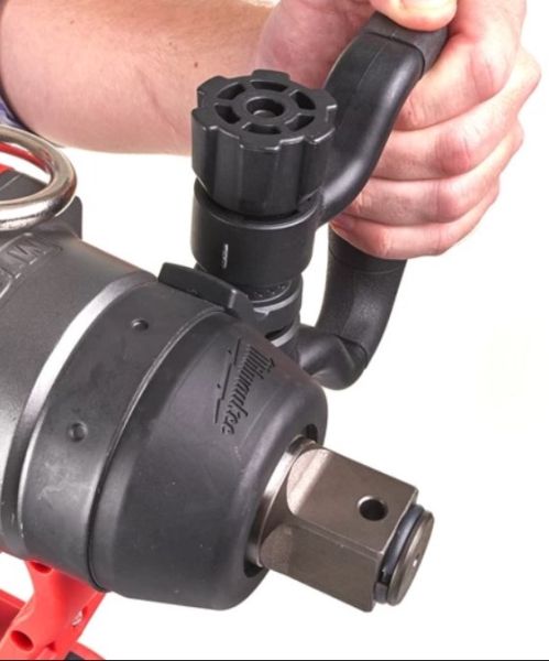 Гайкокрут високомоментний акумуляторний MILWAUKEE 1"(2400 Нм) M18 FUEL з фіксацією кільцем ONE-KEY (+ заряд.пристрій, 2 акум., H