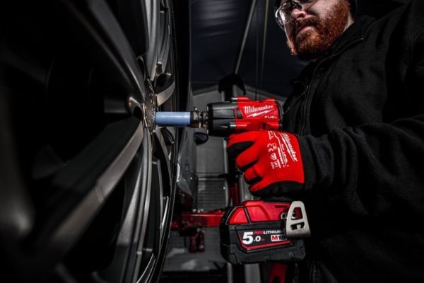 Гайкокрут компактний 1/2 (881 Nm) MILWAUKEE M18 FUEL FMTIW2P12-502X с фиксацией пином