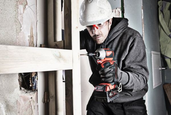 Гвинтокрут акумуляторний 1/4" HEX MILWAUKEE, M18 CBLID-402C, 180Нм