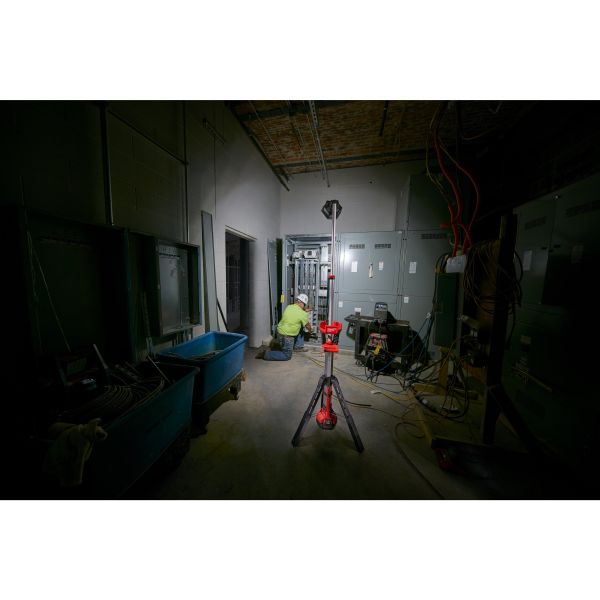 Прожектор світлодіодний акумуляторний MILWAUKEE M18 SAL-502B (ЗП+2ак.Х5Аг)