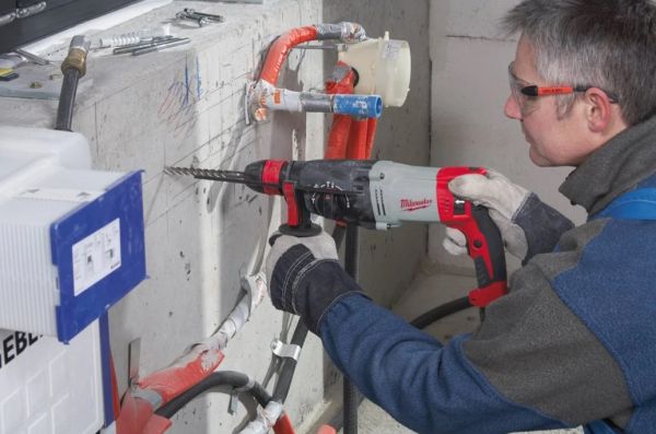 Перфоратор MILWAUKEE SDS-Plus PH 28 энергия удара 3,4Дж 4933396396