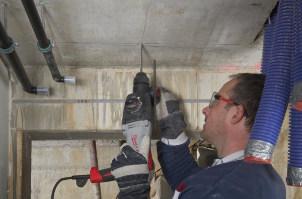 Перфоратор MILWAUKEE SDS-Plus PH 28 энергия удара 3,4Дж 4933396396