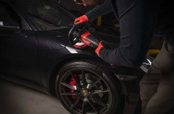 Машина полірувальна кутова акумуляторна MILWAUKEE M18 FAP180-0X, O диска 180мм, (+ полірувальна платформа, пилезахисний екран, D