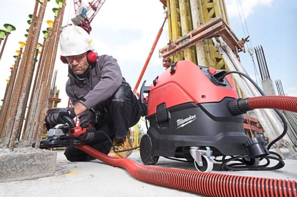 Пилосос промисловий MILWAUKEE, AS-30MAC, 1200Вт, 30л Характеристики: Потужність (Вт) 1200 Об'єм пові