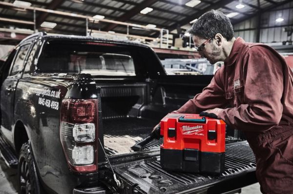 Пилосос акумуляторний MILWAUKEE, M12 FVCL-0