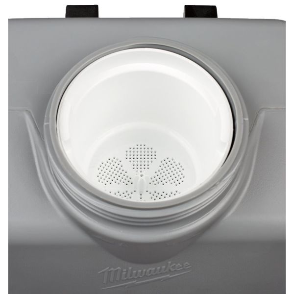 Обприскувач ранцевий акумуляторний (ємність для рідини по бетону) MILWAUKEE, M18 BPFPCCST-0