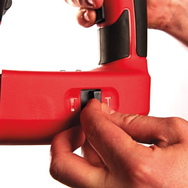 Перфоратор SDS-MAX MILWAUKEE, K 750 S, 1550Вт, 11,9Дж (акція) (HD кейс)