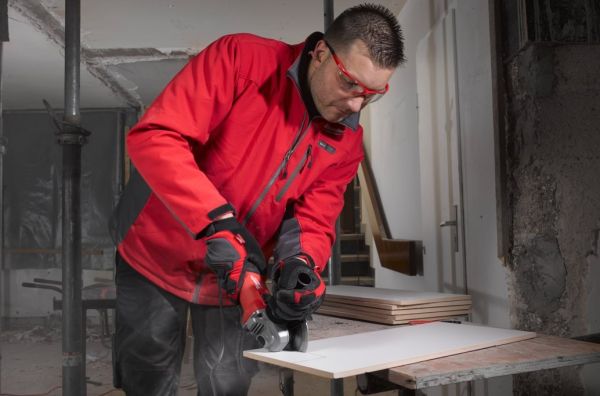 Кутова шліфувальна машина MILWAUKEE 125 мм AG 800-125 E 4933451211