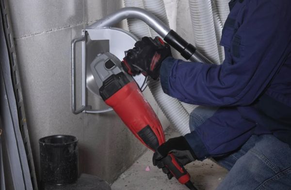 Кутова шліфувальна машина  MILWAUKEE 180 мм AGV 22-180 E 4933431820