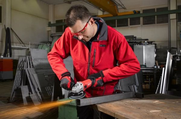 Шліфмашина кутова MILWAUKEE, AG 800-125 EK, 800Вт, діаметр 125мм ( + захисний кожух, гайка, бічна рукоятка, кабель, ключ)