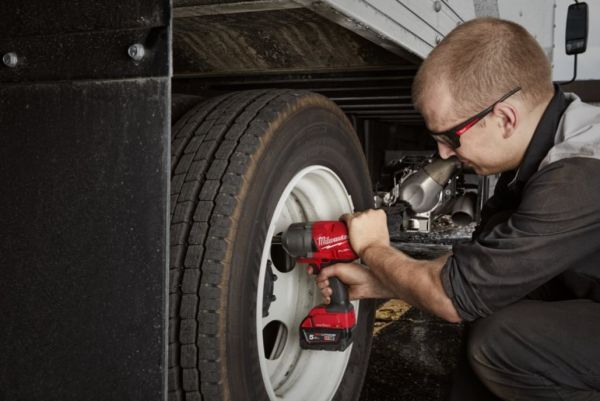 Гайкокрут акумуляторний 1/2" MILWAUKEE, M18 ONEFHIWF12E-0X, 1500Нм (HD кейс)