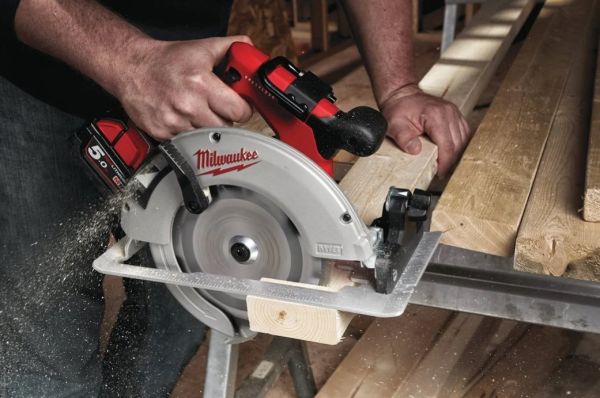 Циркулярная пила M18 BLCS66-502X MILWAUKEE 4933464590