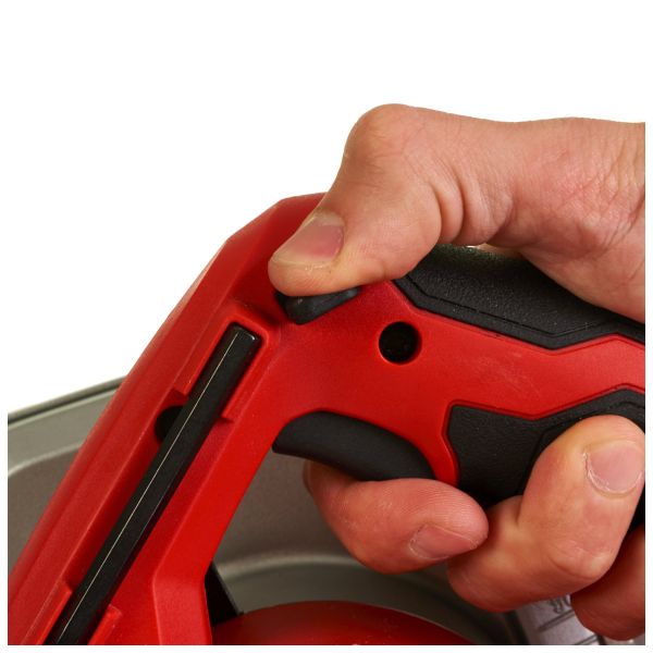 Пила ручна дискова MILWAUKEE, CS 85 SB, 2200Вт, діаметр 235 мм ( +пиляльний диск, паралельний упор, адаптер для пилососу, ключ д