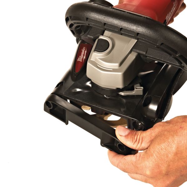 Шліфмашина кутова з системою видалення пилу MILWAUKEE, AGV 15-125 XE DEG-SET, 1550Вт, діаметр 125мм