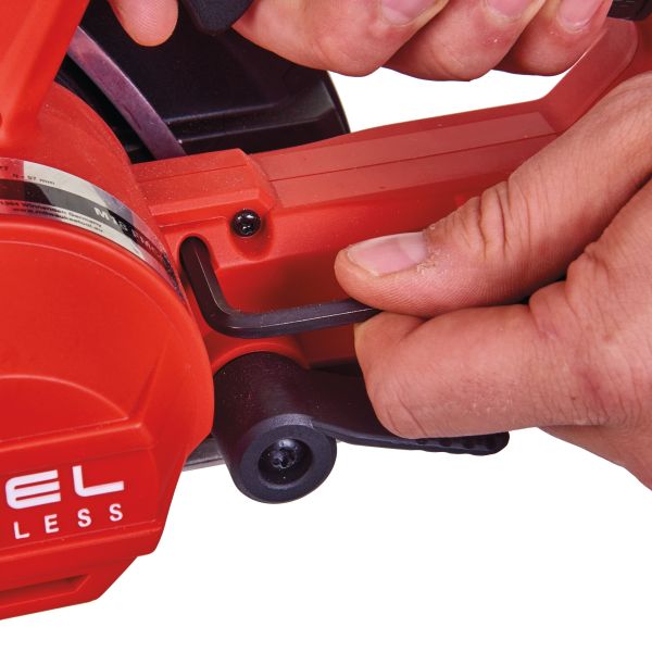 Пила дискова ручна по металу акумуляторна по металу MILWAUKEE, M18 FMCS-0X, Ø150мм (+ диск, HD кейс)