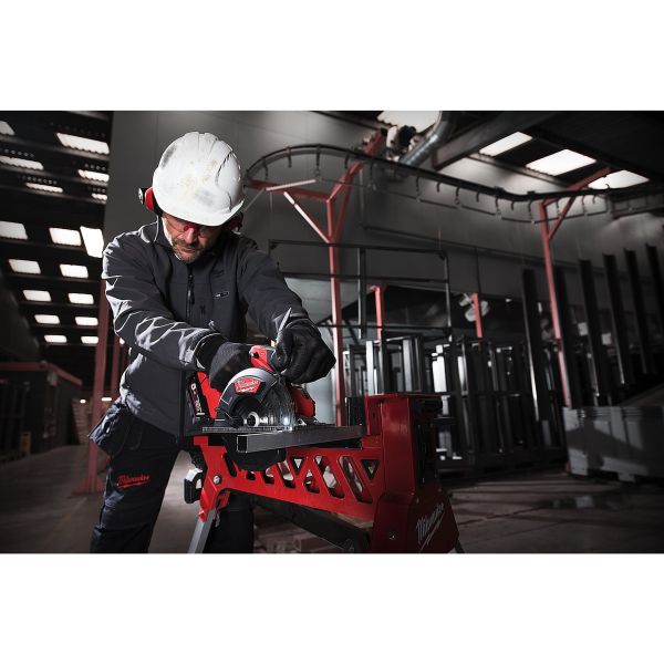 Пила дискова ручна по металу акумуляторна по металу MILWAUKEE M18 FMCS-502X Ø150мм (+ диск, HD кейс)