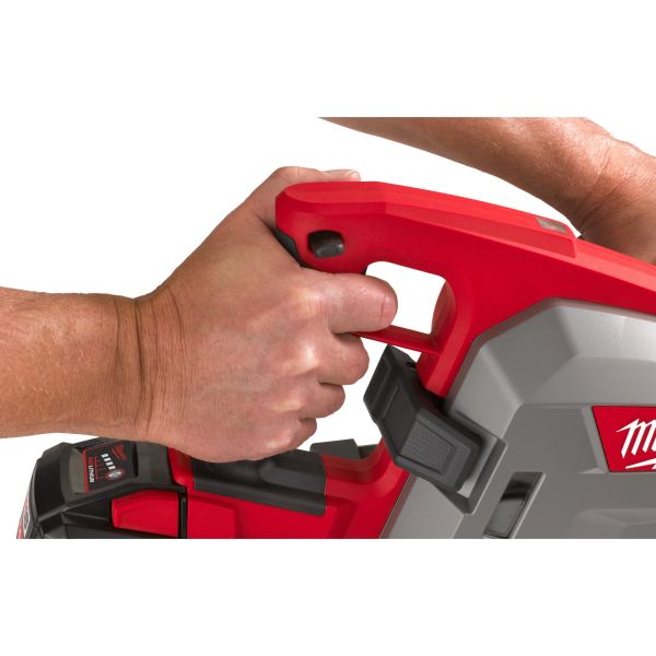 Пила дискова акумуляторна по металлу MILWAUKEE M18 FMCS66-121C Ø203мм  (ЗП+1ак.Х12Ач)