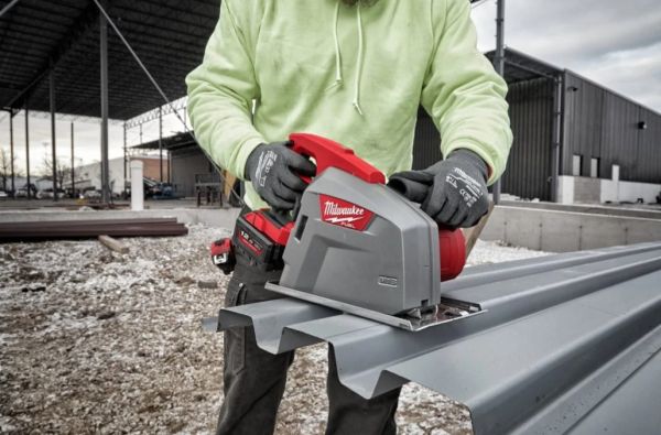 Пила дискова акумуляторна по металлу MILWAUKEE M18 FMCS66-121C Ø203мм  (ЗП+1ак.Х12Ач)