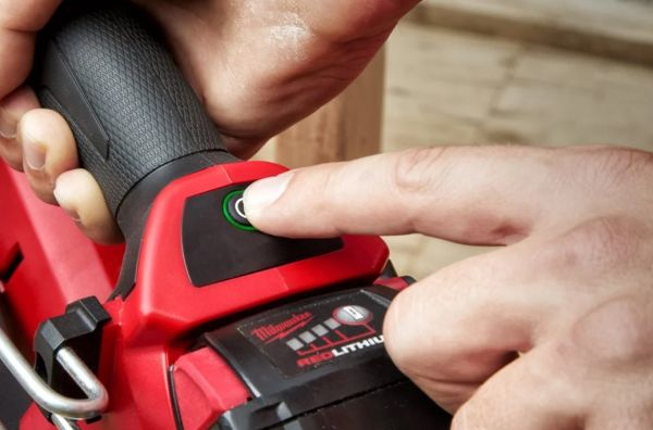 Пістолет цвяхозабивний акумуляторний безщітковий MILWAUKEE M18 FUEL FFNS-502C 4933478302