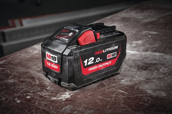 Акумулятор Li-Ion HIGH OUTPUT MILWAUKEE, M18 HB12 (12Аг)