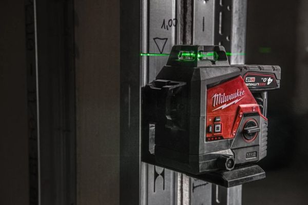 Нівелір лазерний 3D нівелір акумуляторний MILWAUKEE, M12 3PL-0C (кейс)