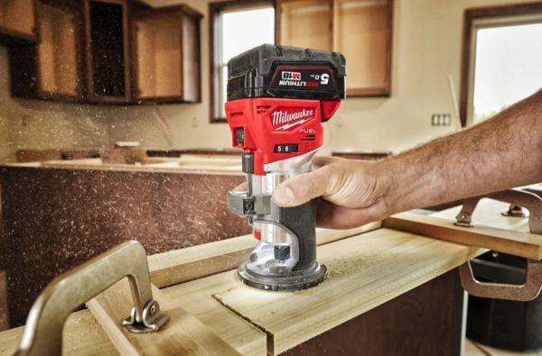 Фрезер кромкувальний акумулятрний MILWAUKEE, M18 FTR8-0X, цанга 6/8мм
