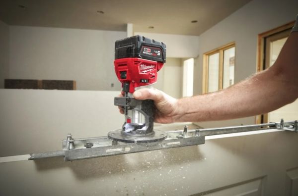 Фрезер кромкувальний акумулятрний MILWAUKEE, M18 FTR8-0X, цанга 6/8мм