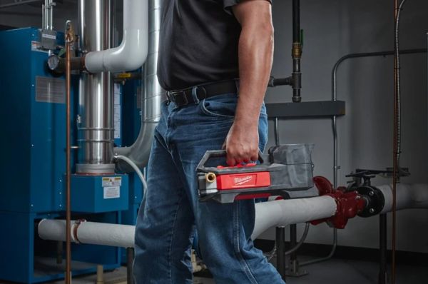 Насос для води акумуляторний MILWAUKEE M18 BTP-0