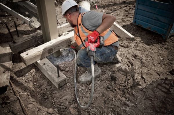 Акумуляторний вібратор для бетону M18FCVN12-0