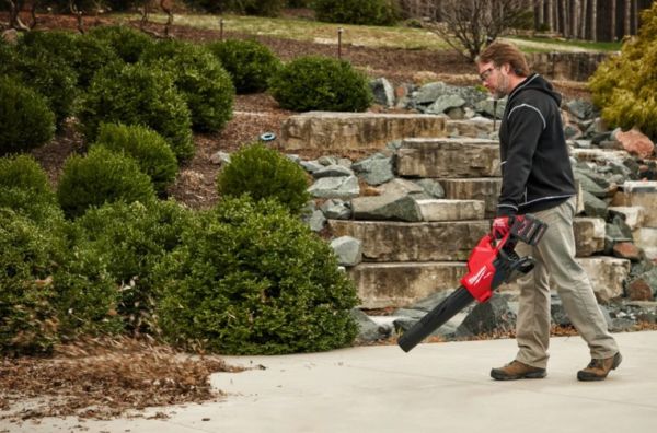 Повітродувка акумуляторна безщіткова з двома батареями M18 F2BL-0 MILWAUKEE