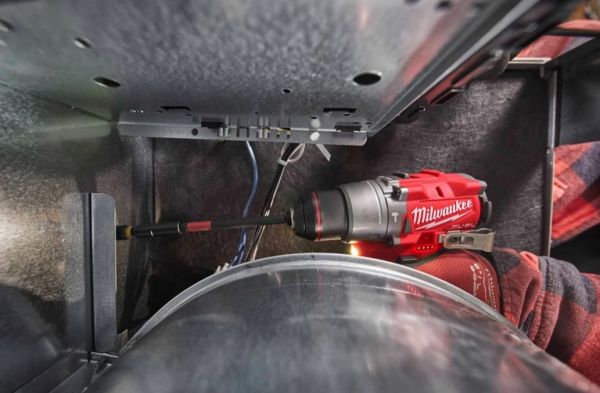 Дриль-шуруповерт акумуляторна безщіткова ударна M12FPD2-602X (45 Нм) MILWAUKEE