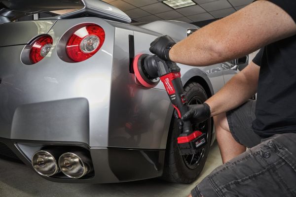 Машина полірувальна ексцентрикова акумуляторна MILWAUKEE, M18 FUEL FROP15-502X, Ø125мм (+заряд.пристрій., 2 акум.Х 5Аг, HDкейс)