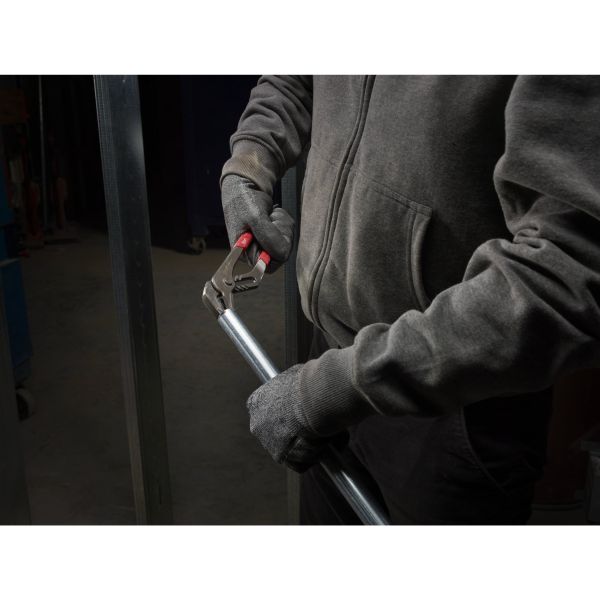 Ключ розвідний для водопровідних труб Hex-Jaw MILWAUKEE, діаметр42мм