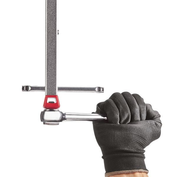 Ключ розвідний для гнучких підводів MILWAUKEE, 10-32мм