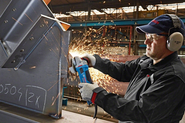 Шліфмашина кутова Bosch Professional GWS 19-125 CI, 125 мм, 1900 Вт (0.601.79N.002)