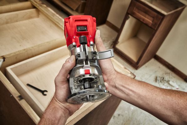 Фрезер кромкувальний акумулятрний MILWAUKEE, M18 FTR8-0X, цанга 6/8мм