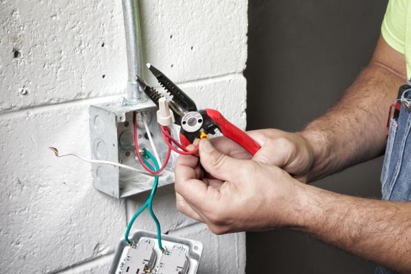 Кусачки MILWAUKEE для зачистки проводів (7 в 1), 190мм