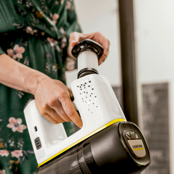 Акумуляторний пилосос Karcher VC 6 Cordless ourFamily 1.198-670.0