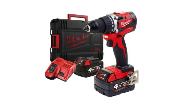 Дриль-шурупокрут акумуляторний MILWAUKEE, M18 CBLDD-402C, 60Нм, (+ заряд.пристрій, 2 акум.Х 4Аг)