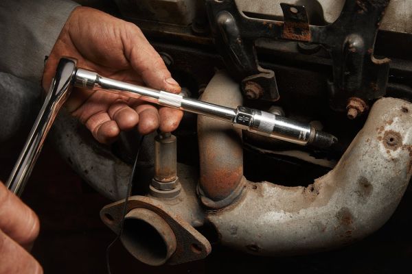 Головка хромована 3/8'' MILWAUKEE, для свічок запалювання, 9/16''