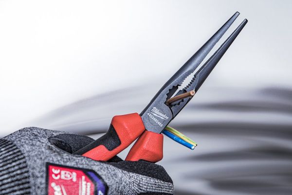 Плоскогубці з довгими губками 205 мм MILWAUKEE