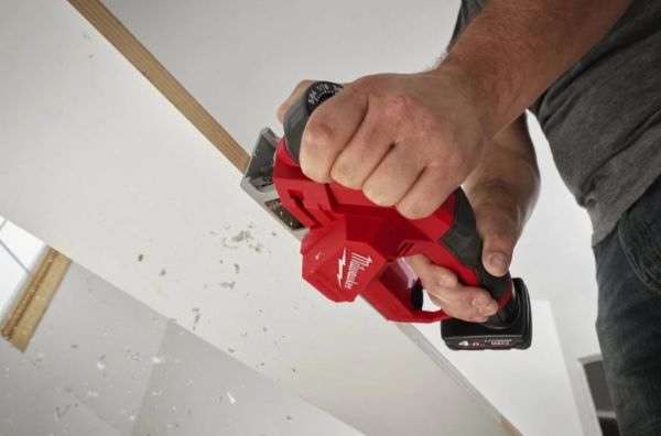 Рубанок акумуляторний безщітковий M12 BLP-402X MILWAUKEE