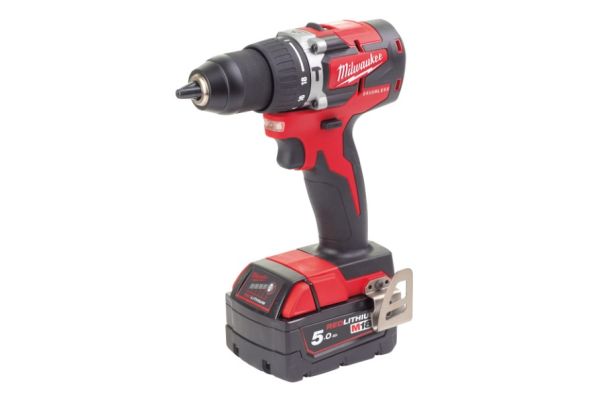 Дриль-шуруповерт акумуляторна ударна M18CBLPD-502C крут.мом. 60Нм MILWAUKEE