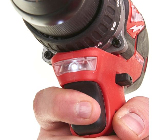 Дриль-шуруповерт акумуляторна ударна M18CBLPD-502C крут.мом. 60Нм MILWAUKEE