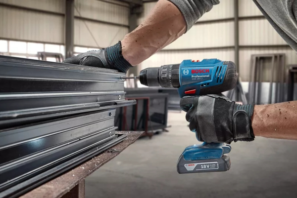 Шуруповерт ударний акумуляторний Bosch GSB 183-LI 18В 1х2А·год (0.601.9K9.101)