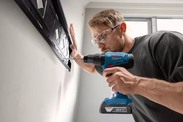 Шуруповерт ударний акумуляторний Bosch GSB 183-LI 18В 2х2А·год (0.601.9K9.100)