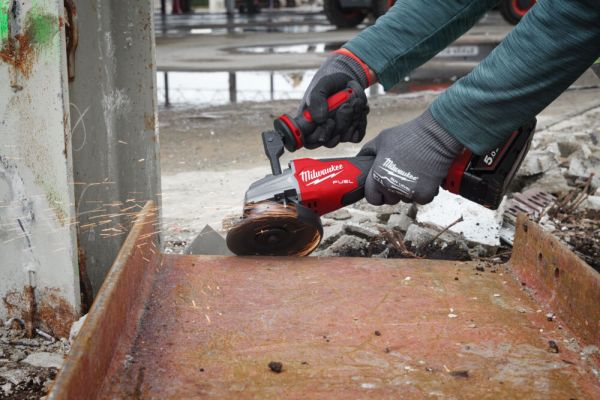 Кутова шліфувальна машина акумуляторна MILWAUKEE, M18 FSAGSVO125X-0X, діаметр 125 мм (+ рукоятка, зах. кожух, 2 зах. екран, HD к