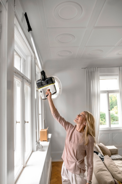 Акумуляторний пилосос Karcher VC 7 Cordless yourMax 1.198-710.0