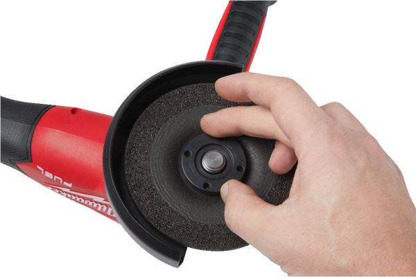 Шліфмашина кутова акумуляторна MILWAUKEE, M18 FSAGV125XB-0, діаметр 125мм